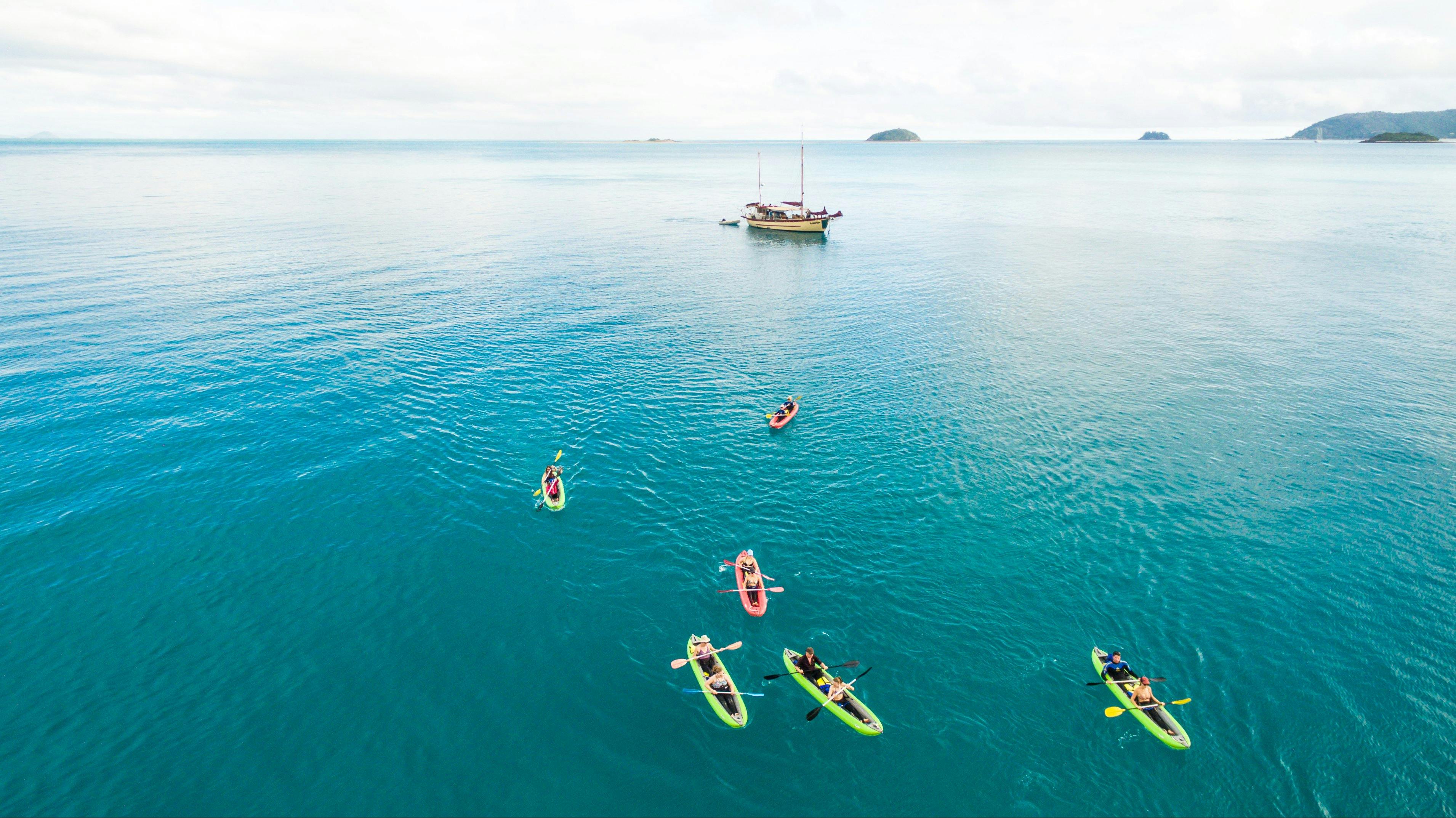 Summertiem vessels, Kayaks