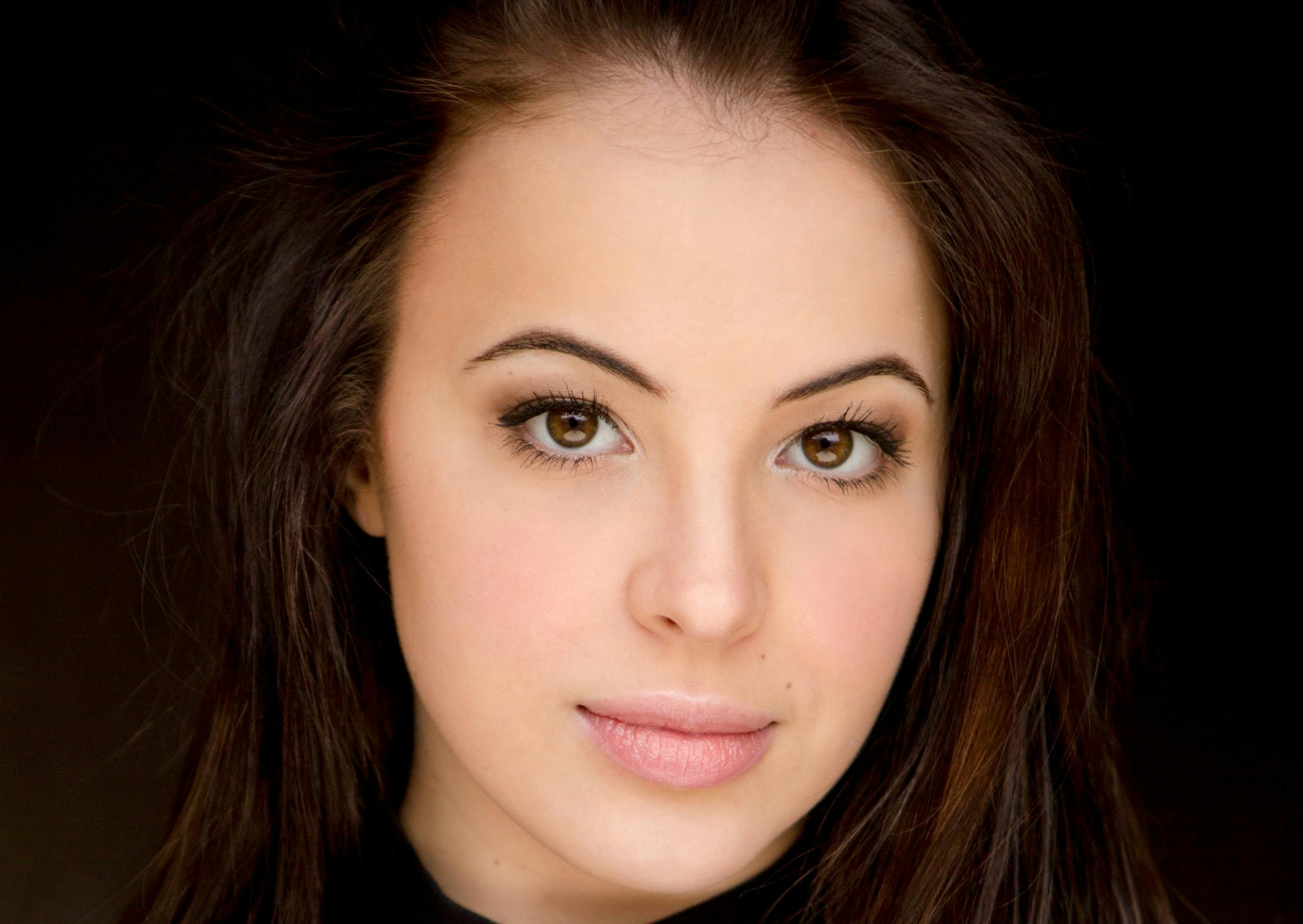 Soprano Georgia Wilkinson headshot