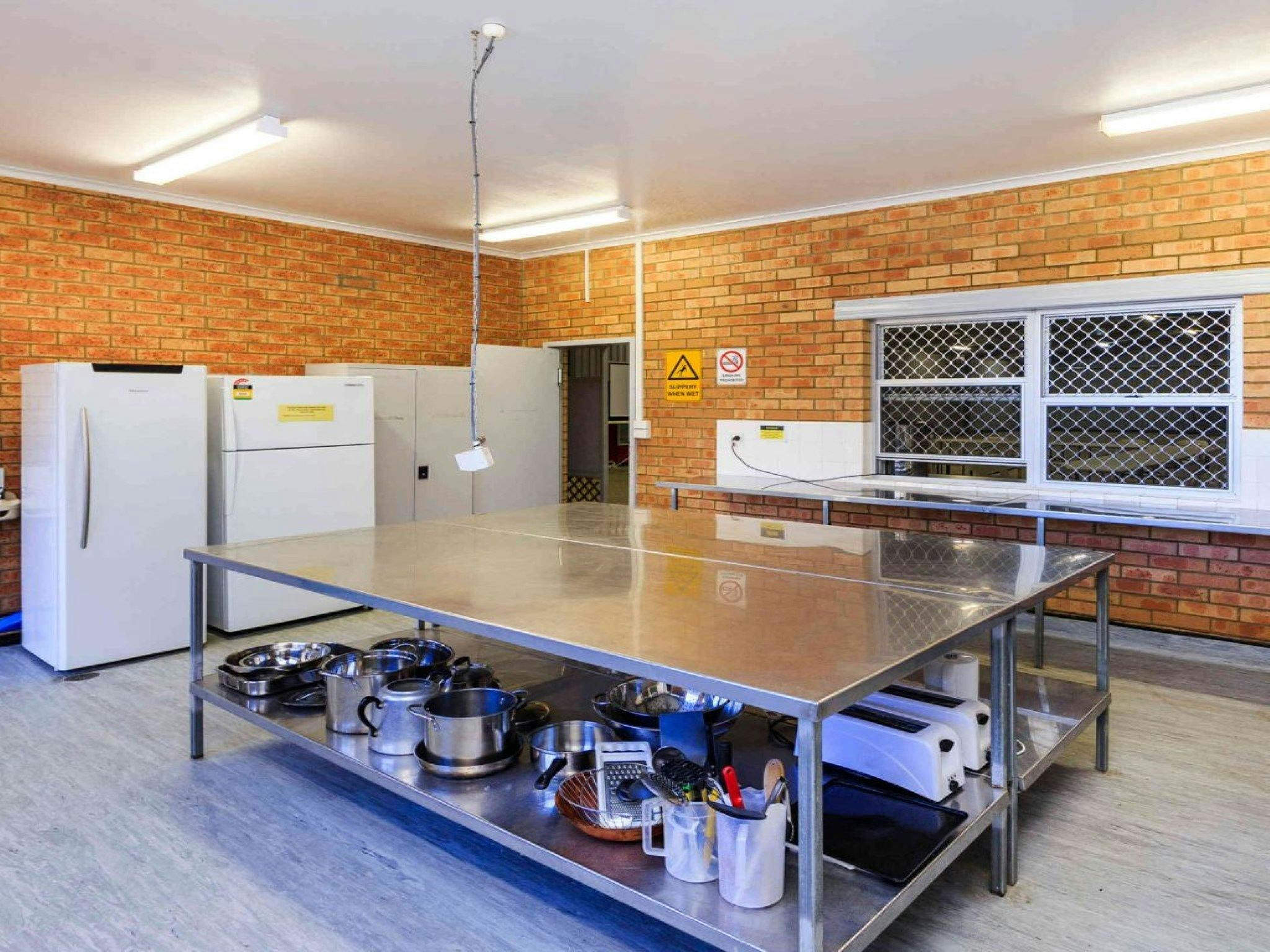 리플렉션 홀리데이 파크 와이앙갈라 워터스 캠프 키친