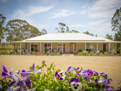 Hunter Moon Country House-Group Luxury Accommodation, Hunter Valley