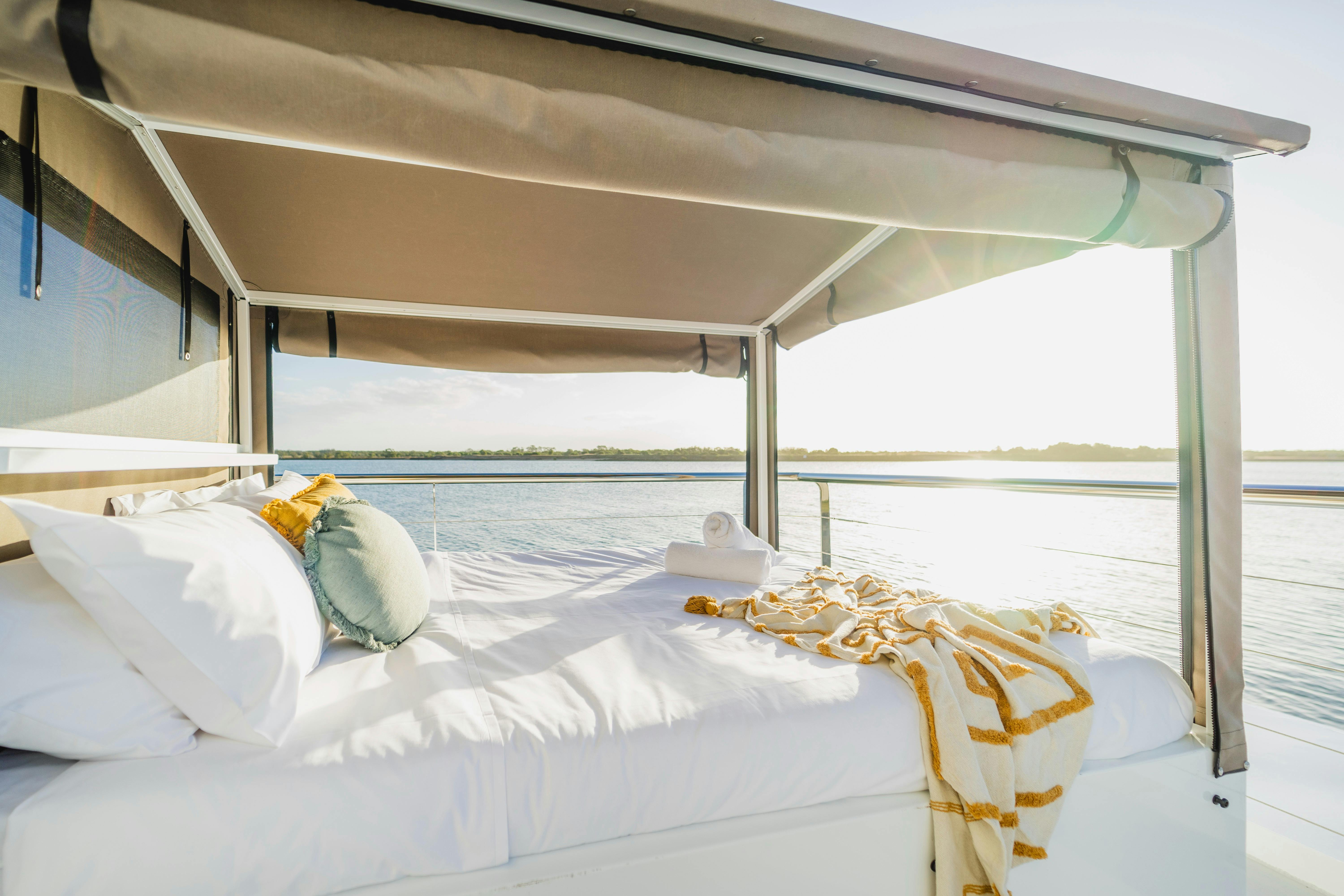 Glamping Bed Lady Musgrave Experience