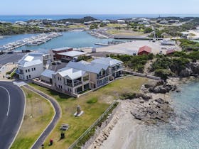 Aloha Accommodation Robe