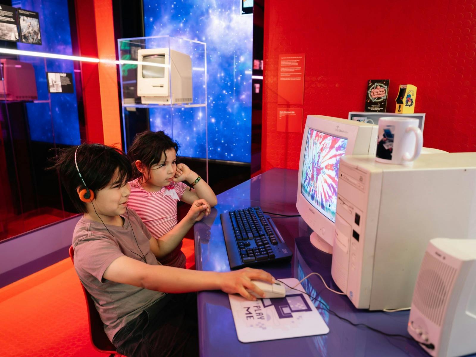Cyber Cafe