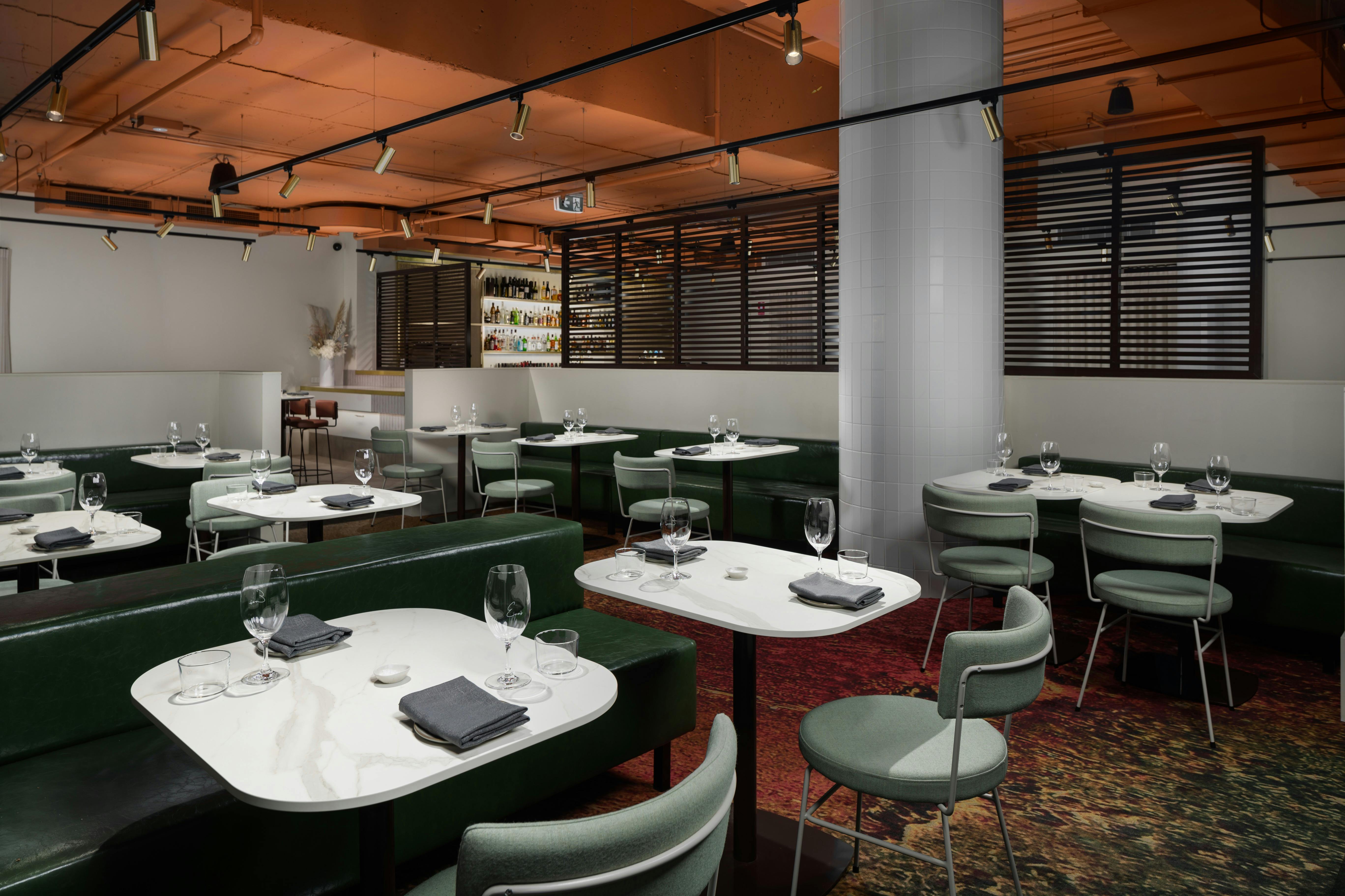 Eva's Restaurant & Bar Dining