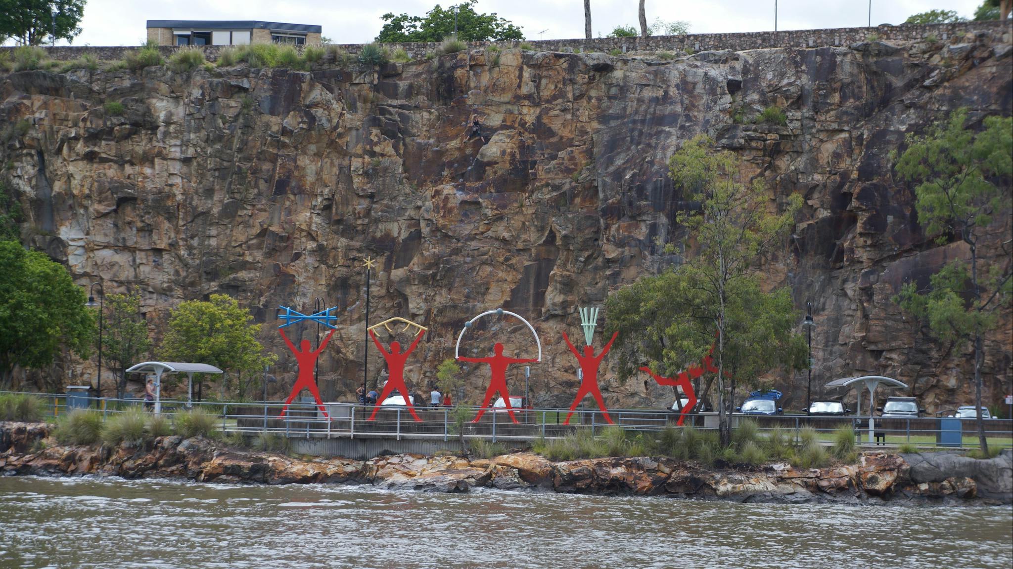 Lady Brisbane sailing past Kangaroo Point Cliffs