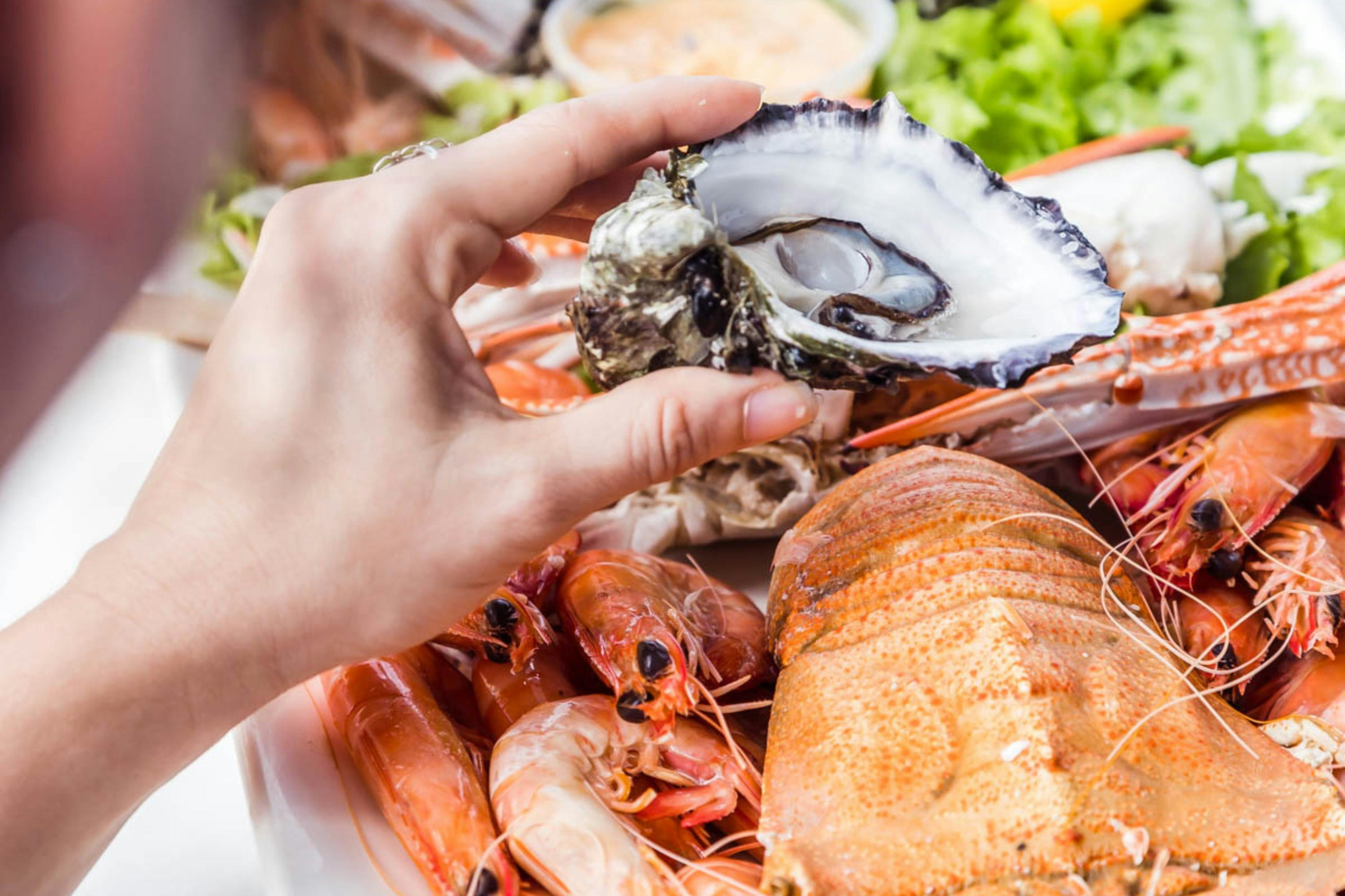 Fresh seafood platter
