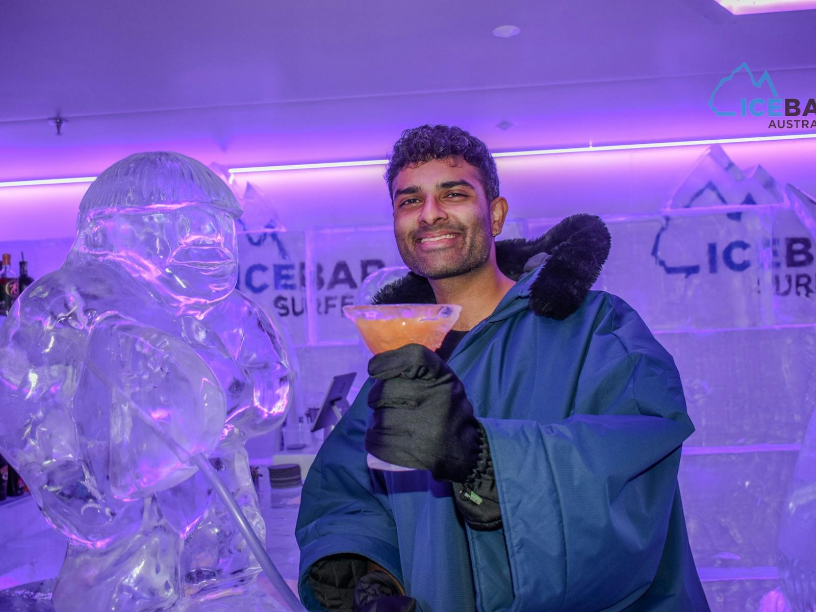IceBar Surfers IceBar Surfers