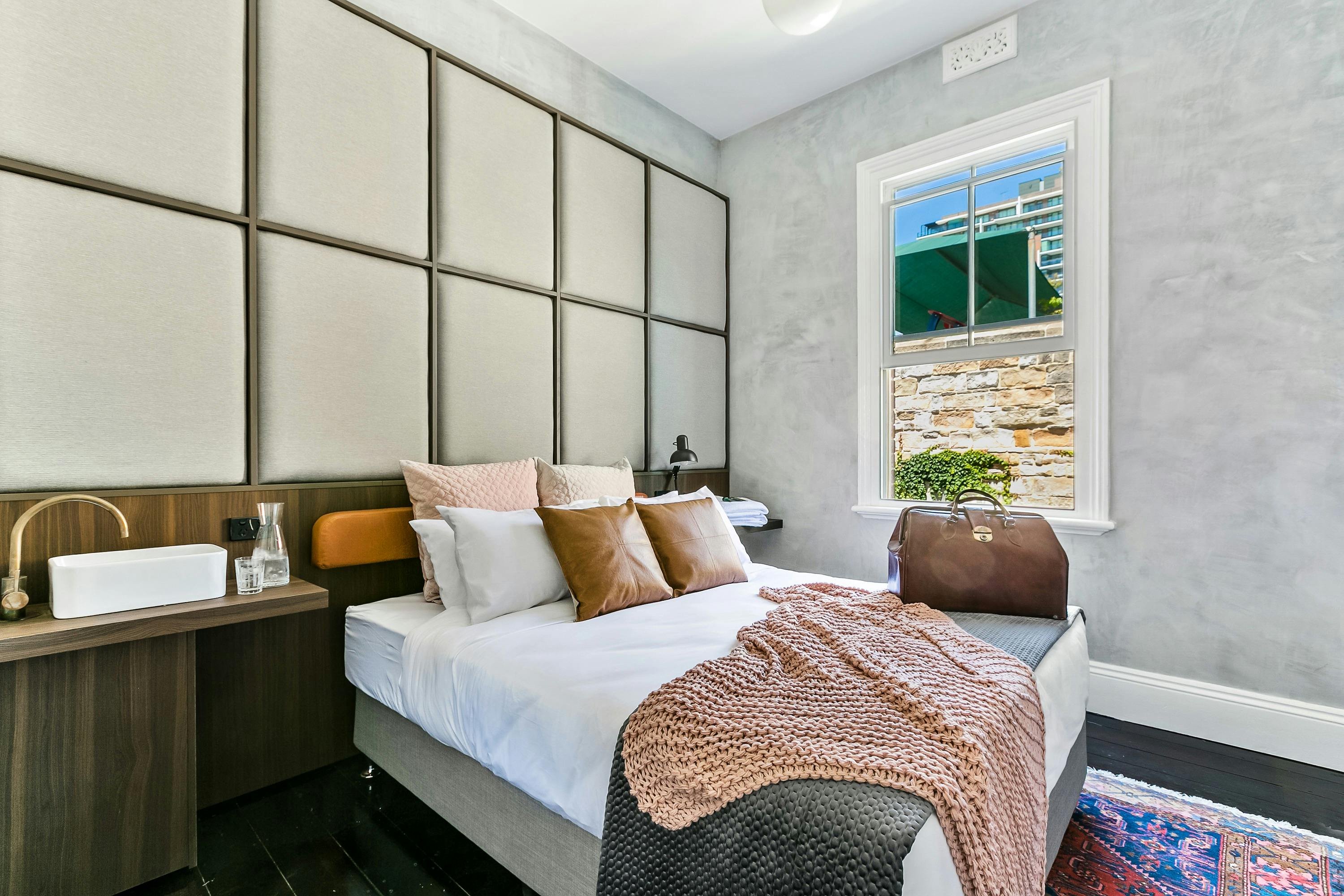 The Terminus Hotel, Pyrmont, Sydney - Double Ensuite Room