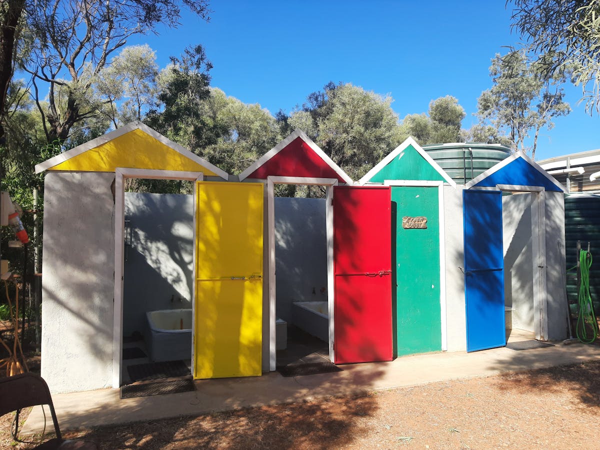 Yowah Caravan Park Bathhouses