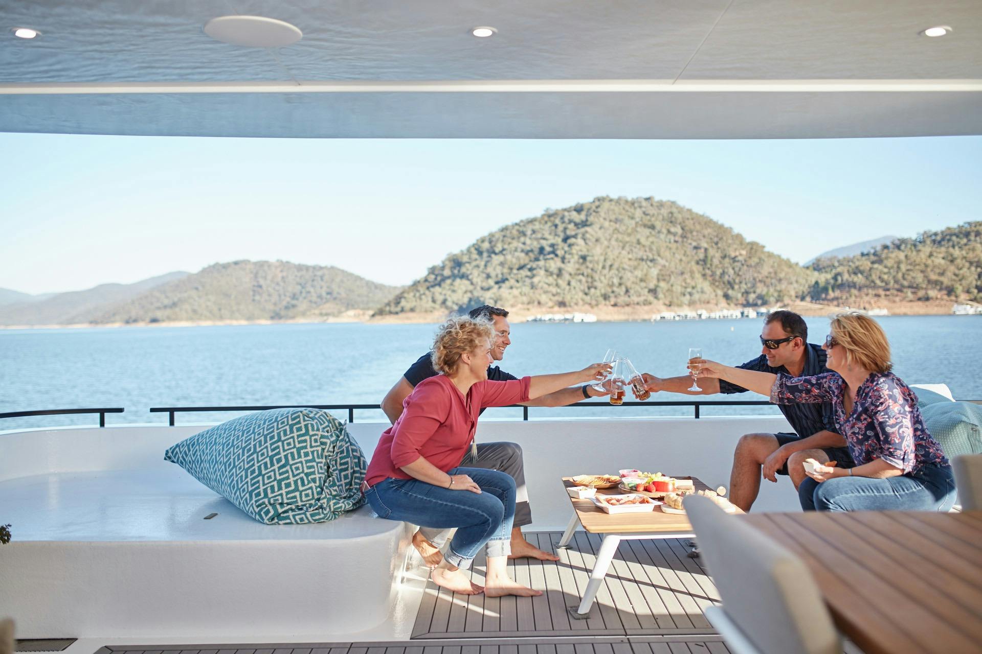 Houseboat on Lake Eildon