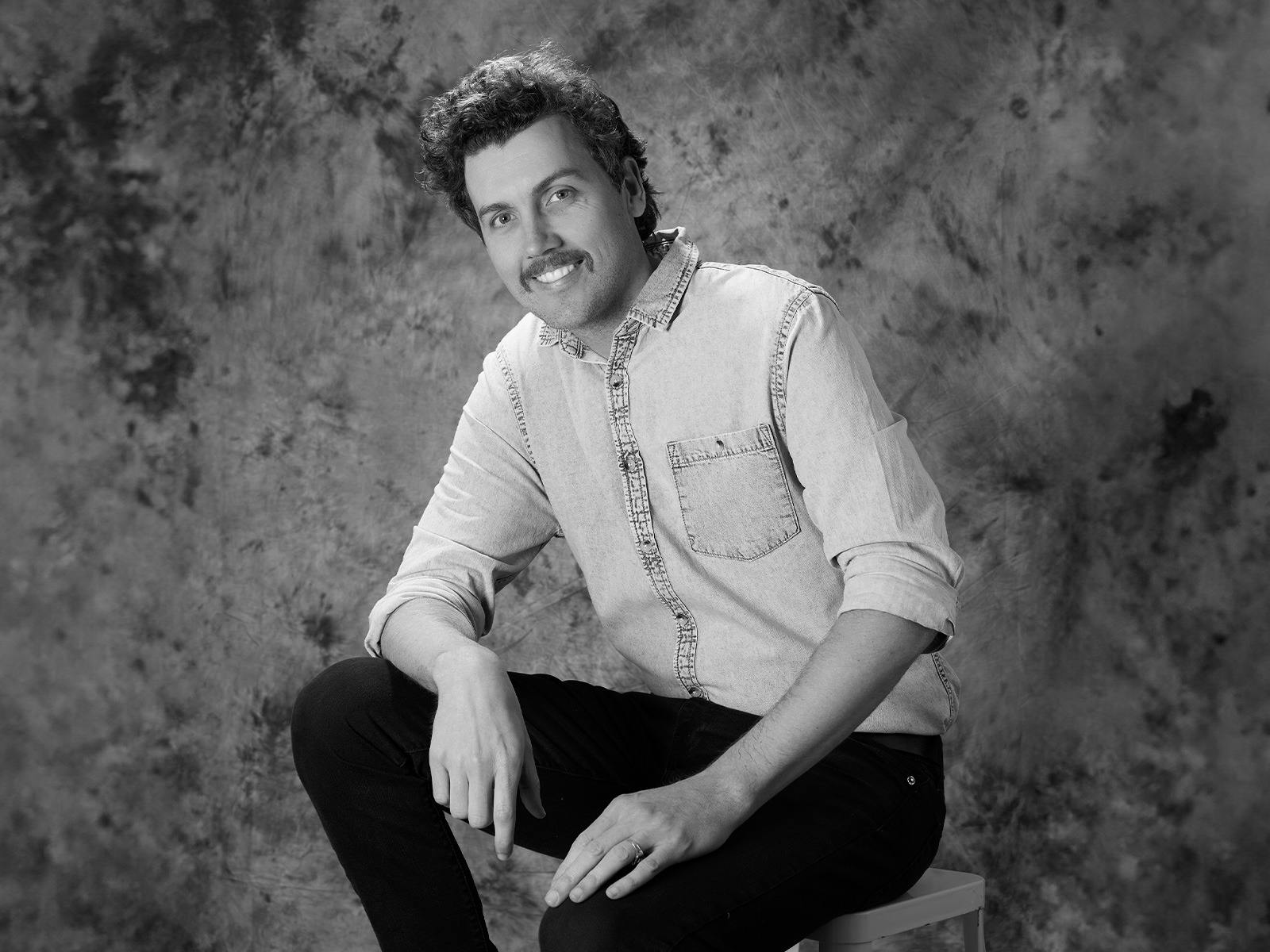 Daniel Connell Little Aussie Battler - Batemans Bay