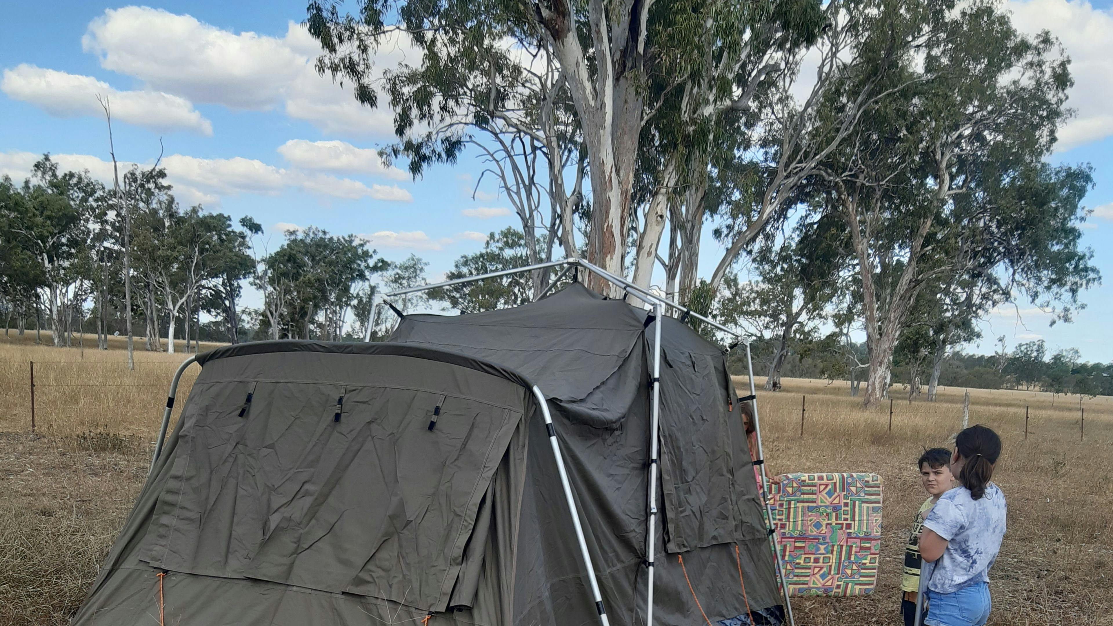 Camping near Willowbank Raceway