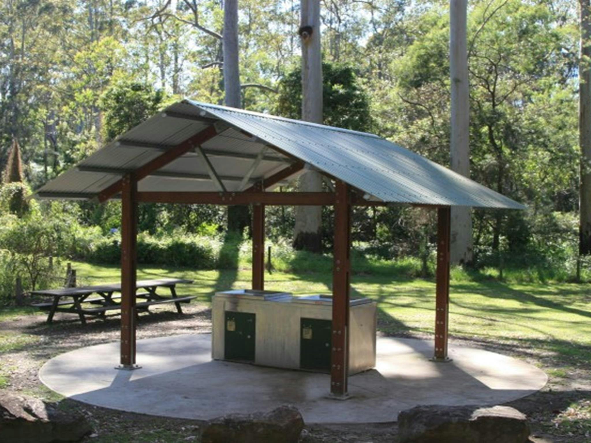 A barbecue shelter at Carter Creek picnic area in Lane Cove National Park. Photo: Nathan Askey-Doran