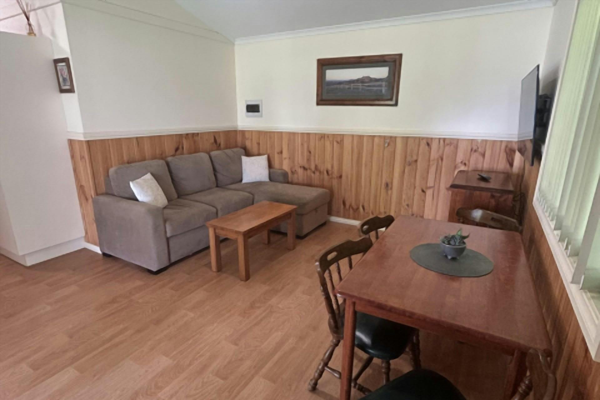 Ensuite Cabin 6 berth living