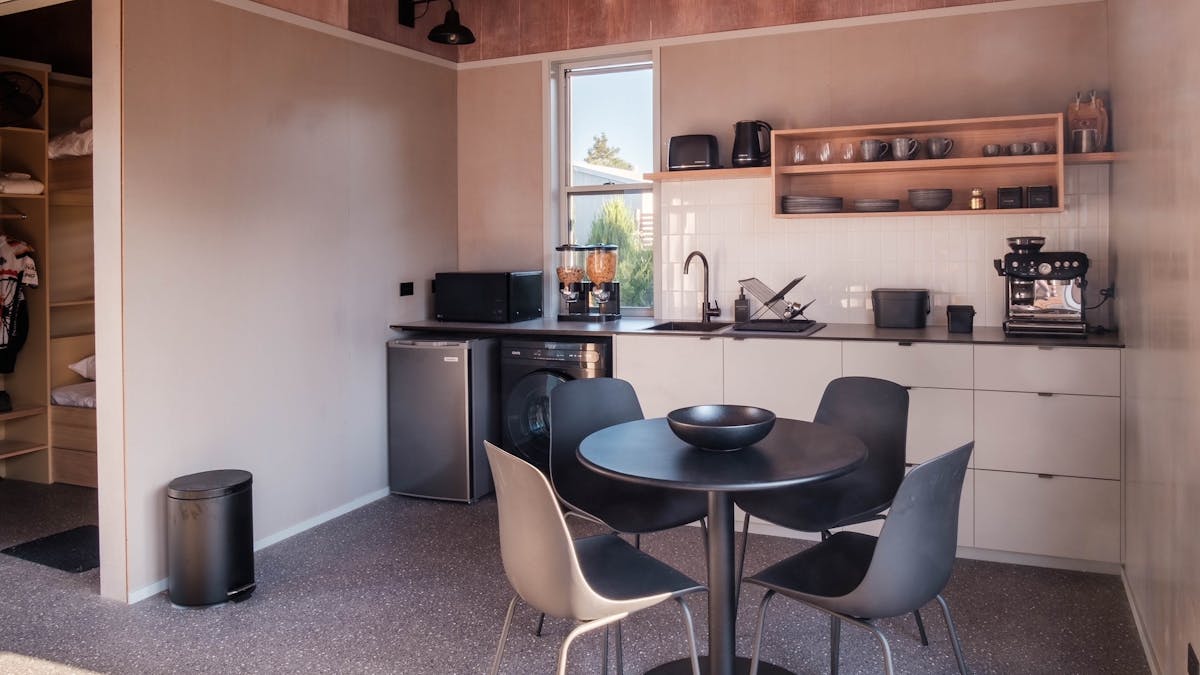 Rail Trail Refuge - Kitchen