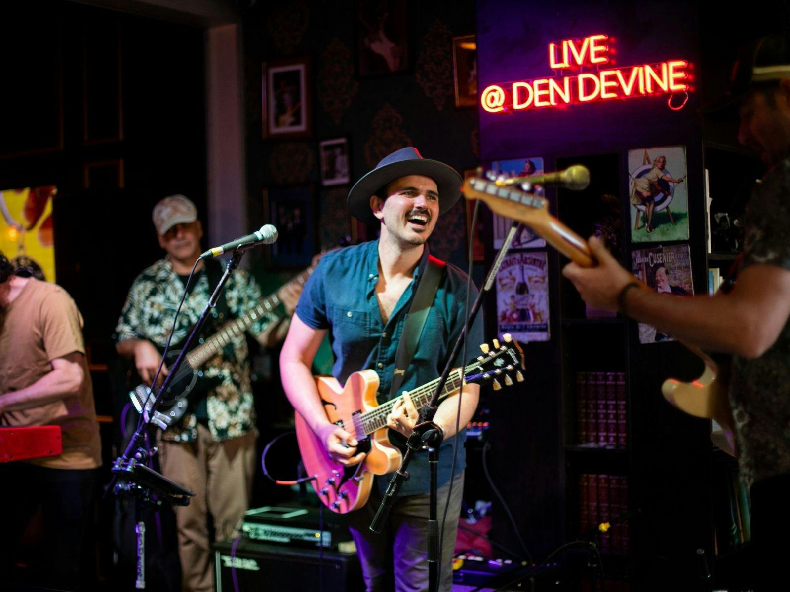 Den Devine Celebrates Blues on Broadbeach 2025