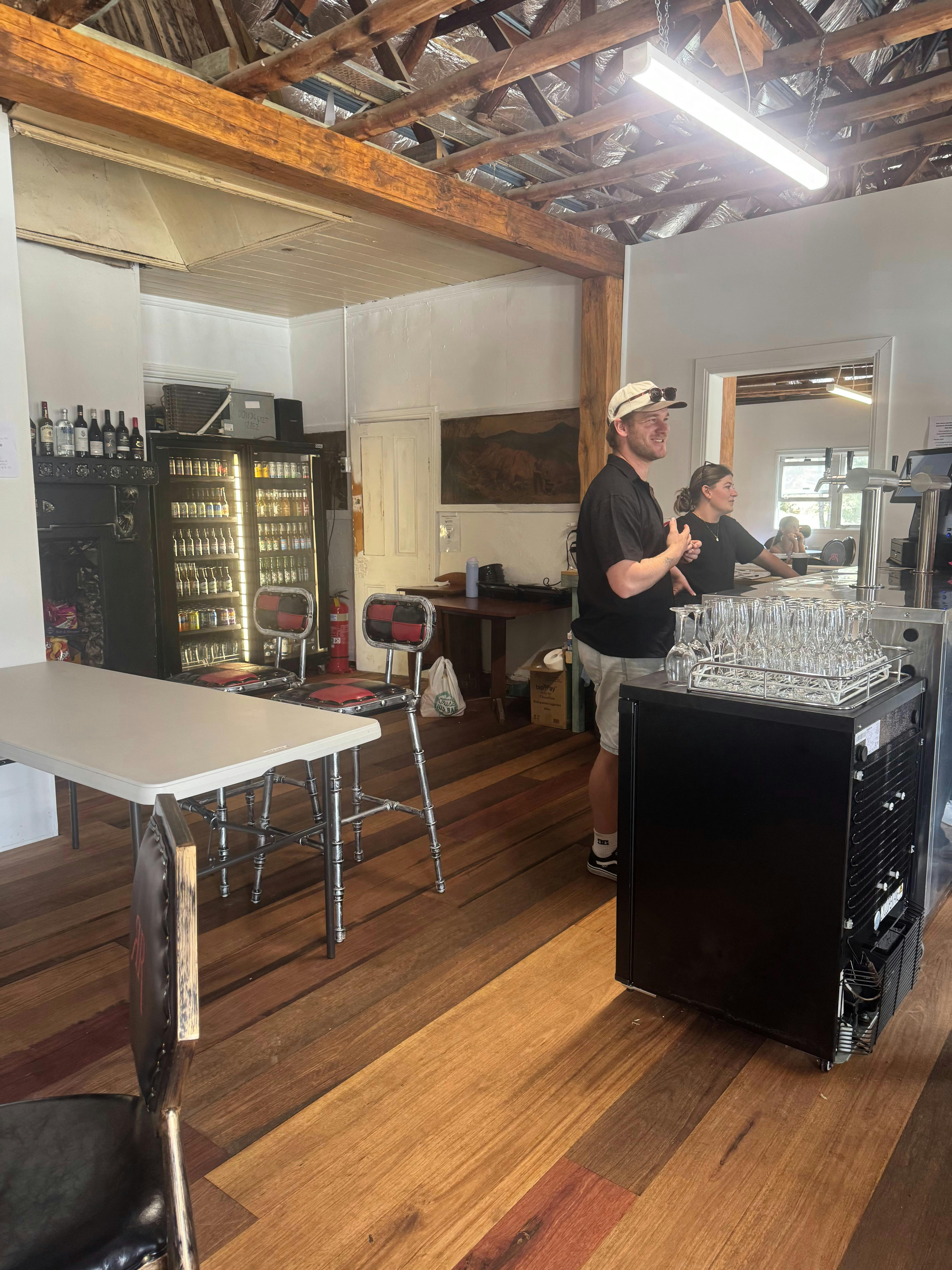 Bar service