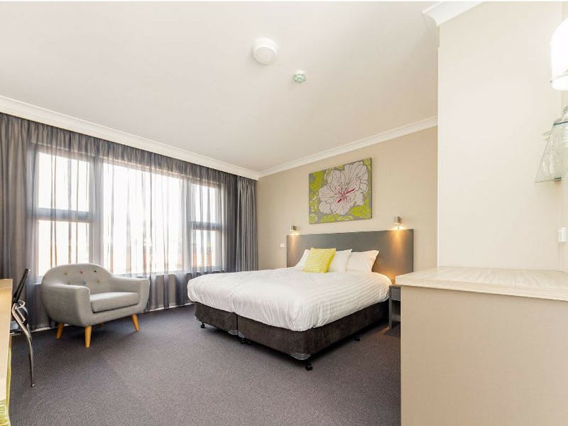 Cowra Services Club Motel NSW Holidays & Things to Do