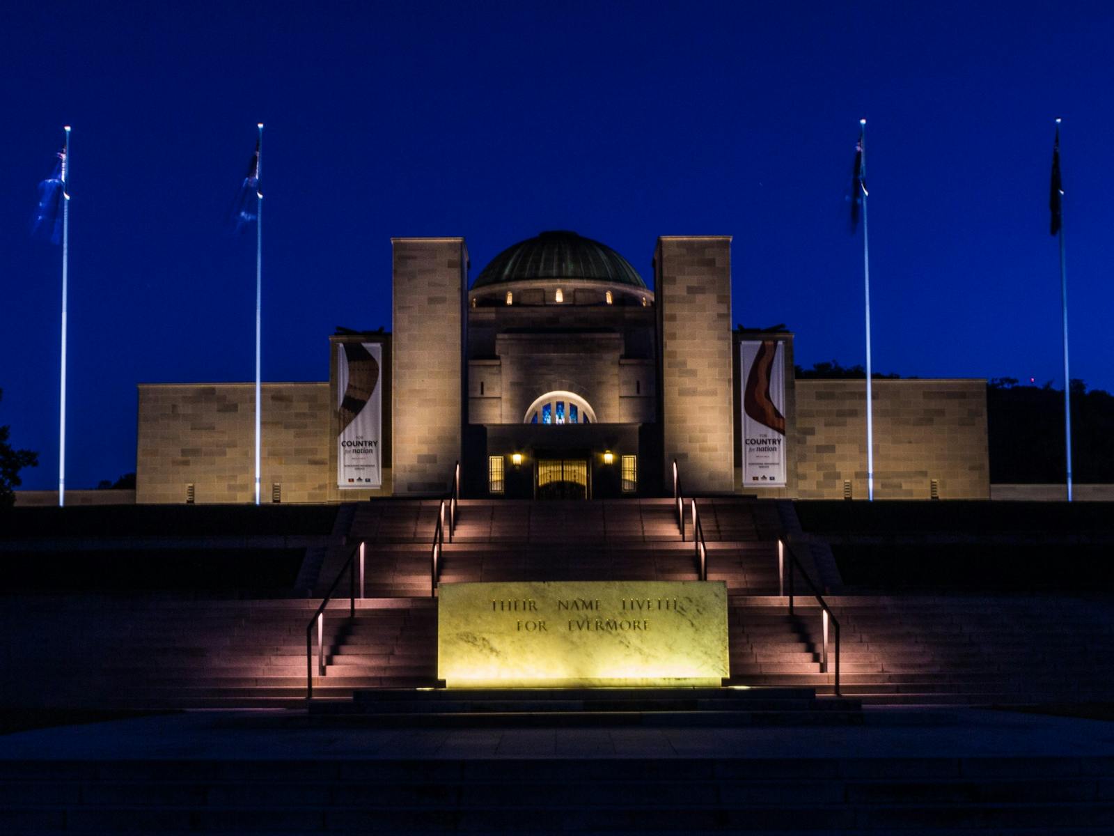 War Memorial early morning