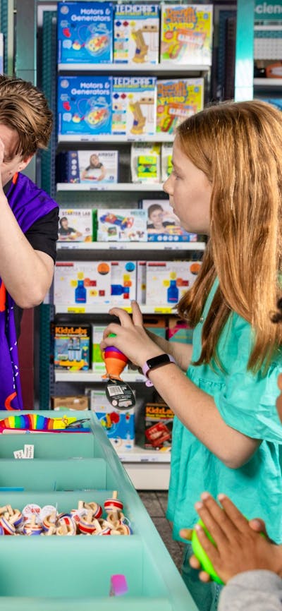 Children shopping at the Questacon shop