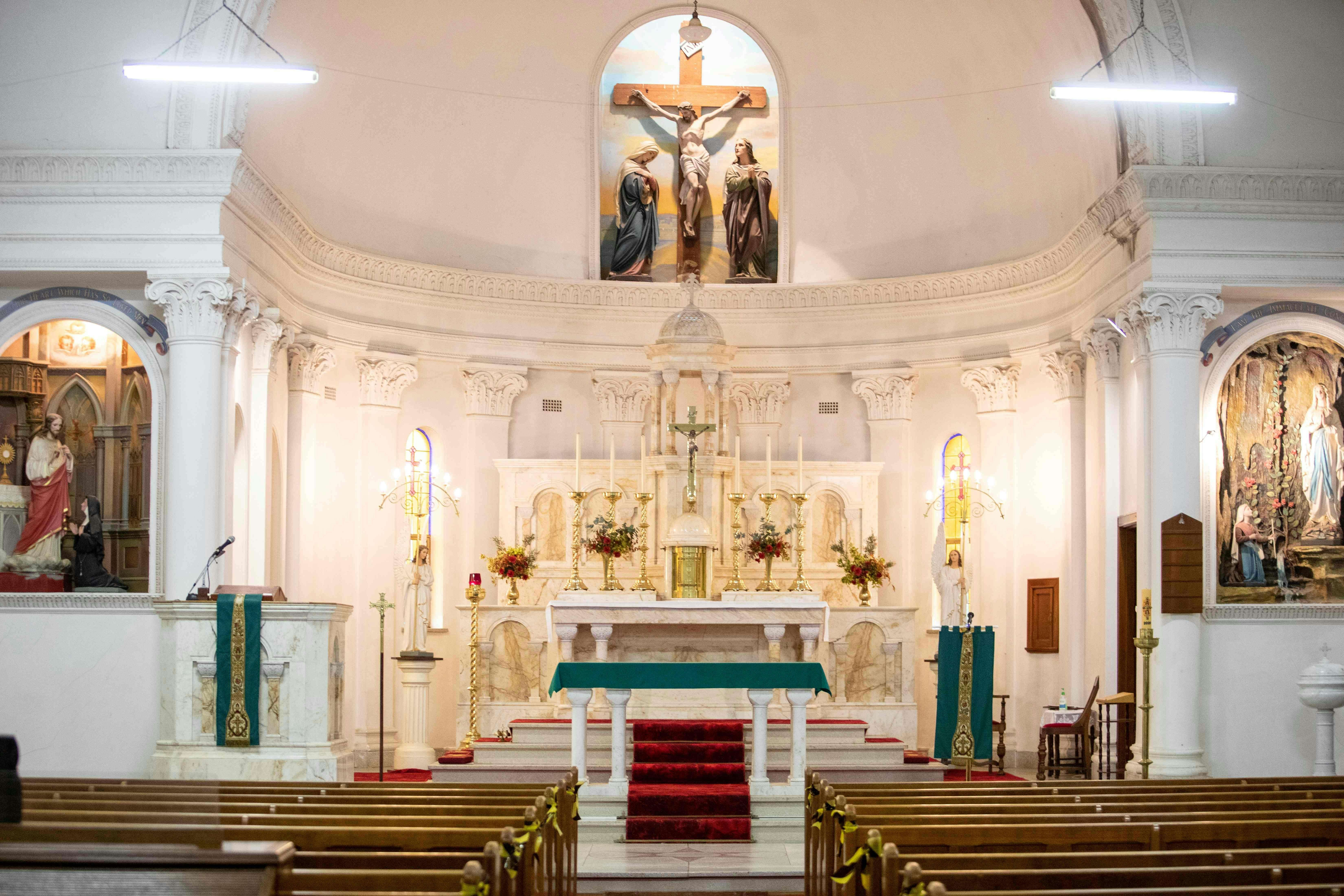 internal Christ the King Church Taralga