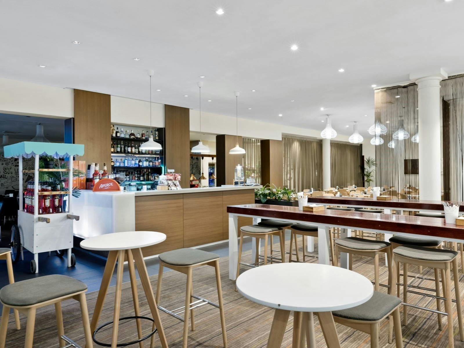 Sydney Central Hotel | Thomas St Kitchen & Bar