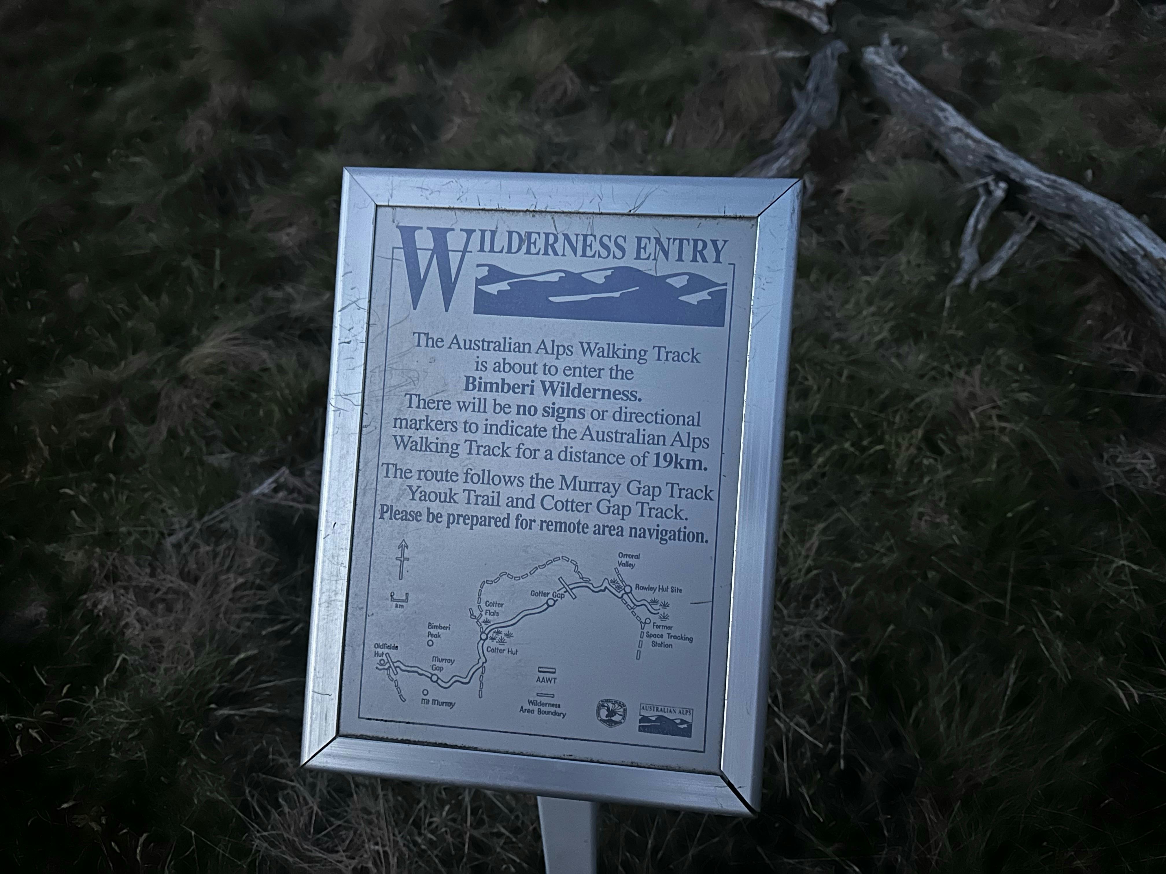 A sign indicating that you are entering a wilderness zone.