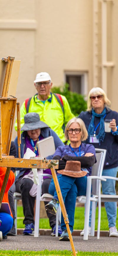 Warwick Fuller - oil painting demonstration at Government House