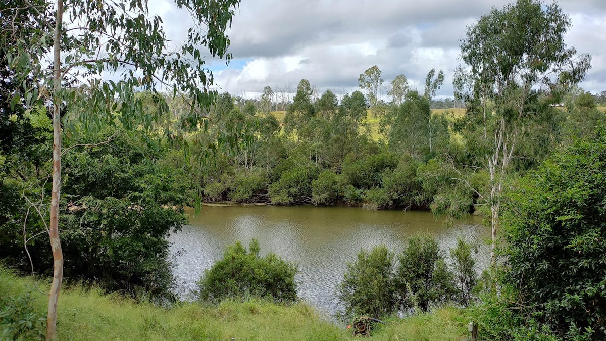 Amazing views of the Burnett River between Mt Debateable and Mundubbera