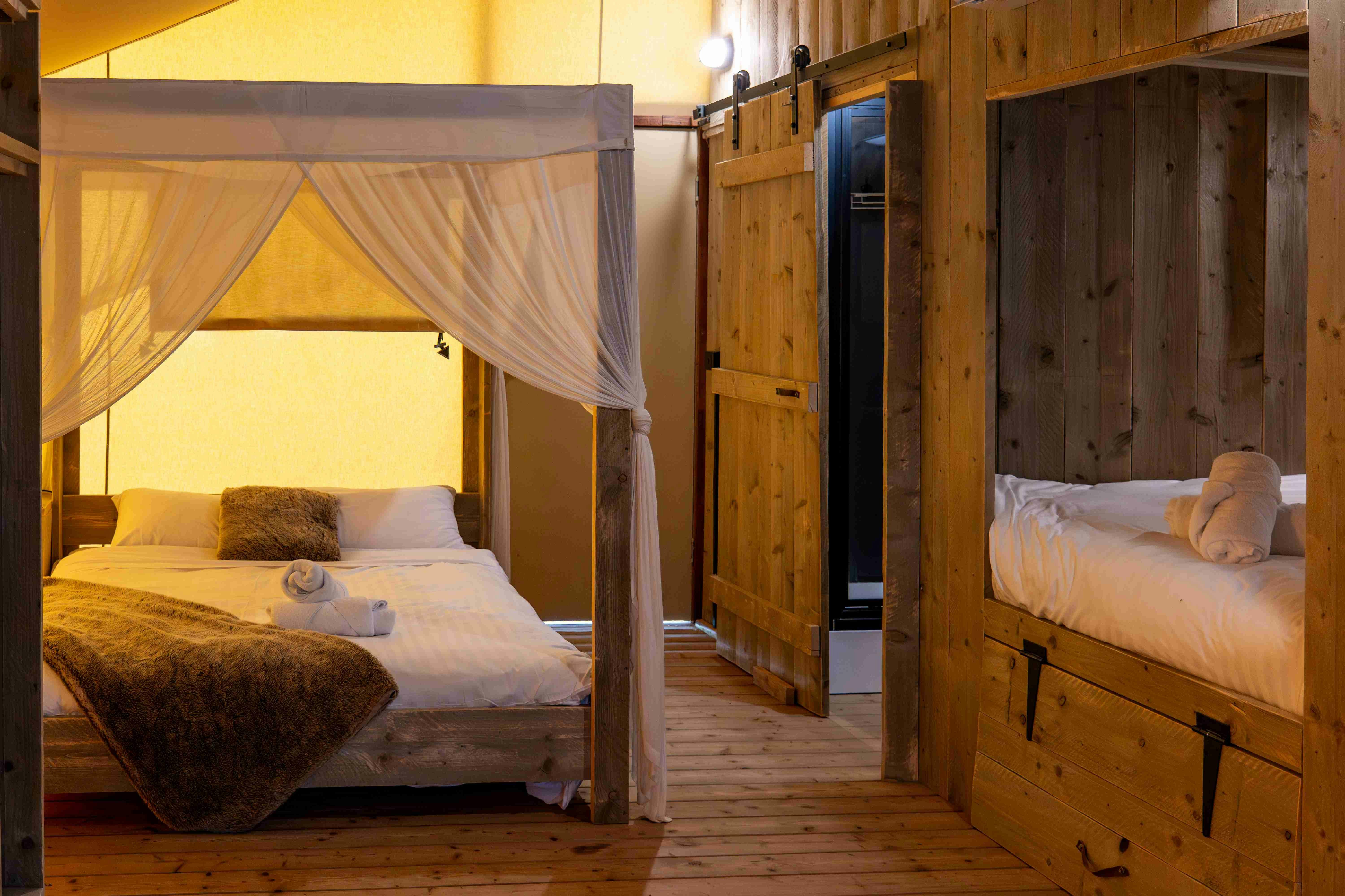 Koondrook Glamping Retreat Queen and Kind Bed