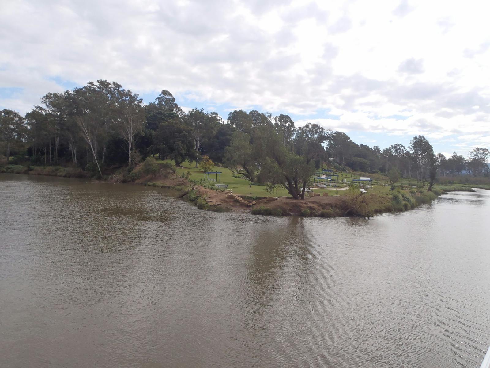Bremer River Junction with Brisbane Cruises