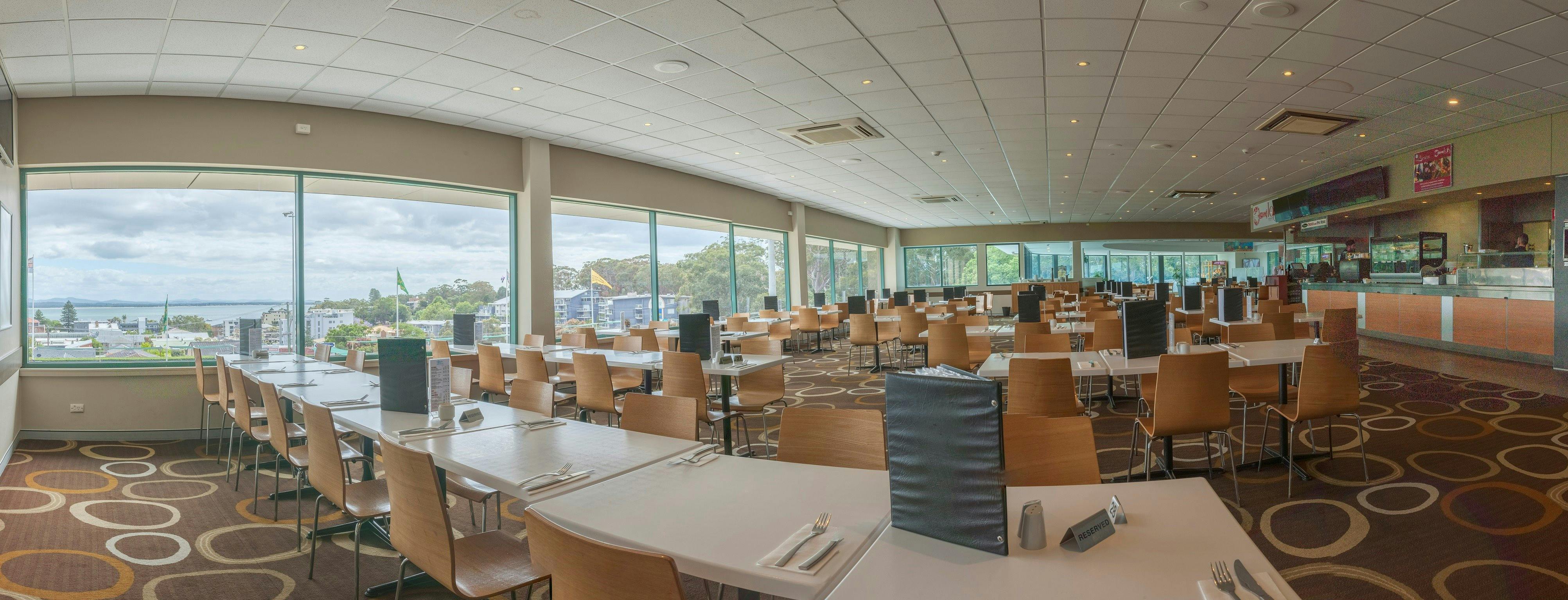 Nelson Bay Bowling and Recreation Club NSW Holidays &