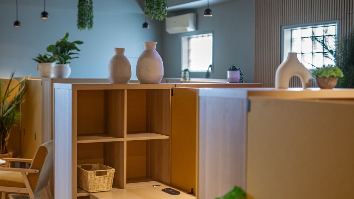 Workspace located near Cannonvale Beach, blending work with coastal lifestyle.