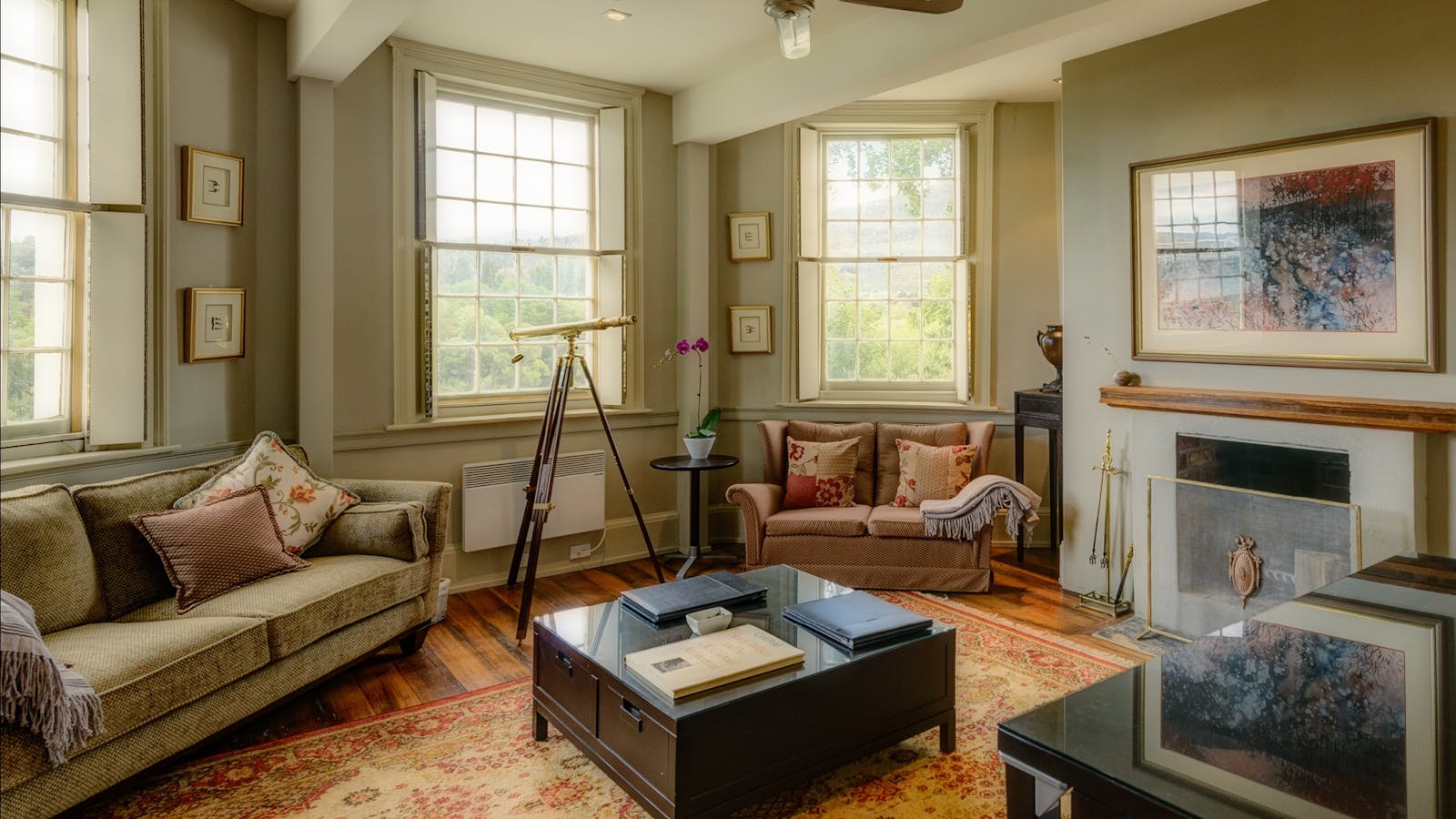 Woodbridge on the Derwent Library