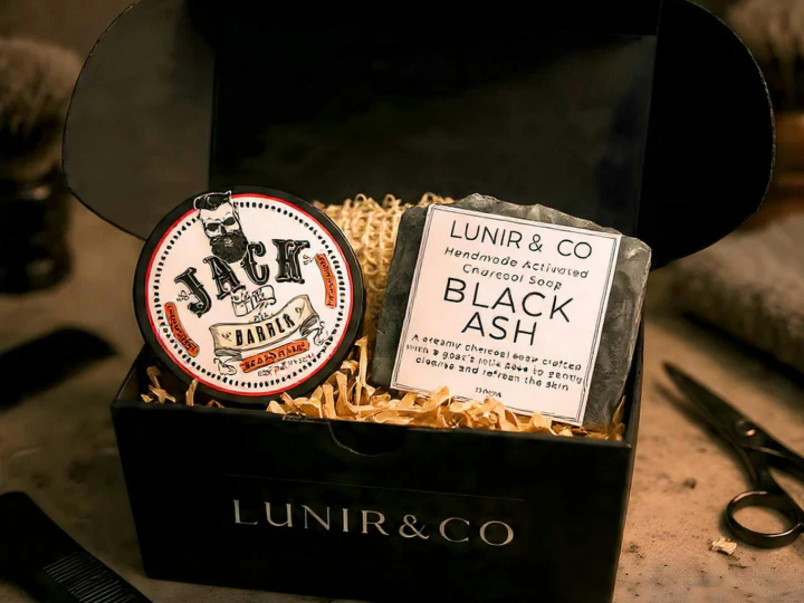 Lunir & Co