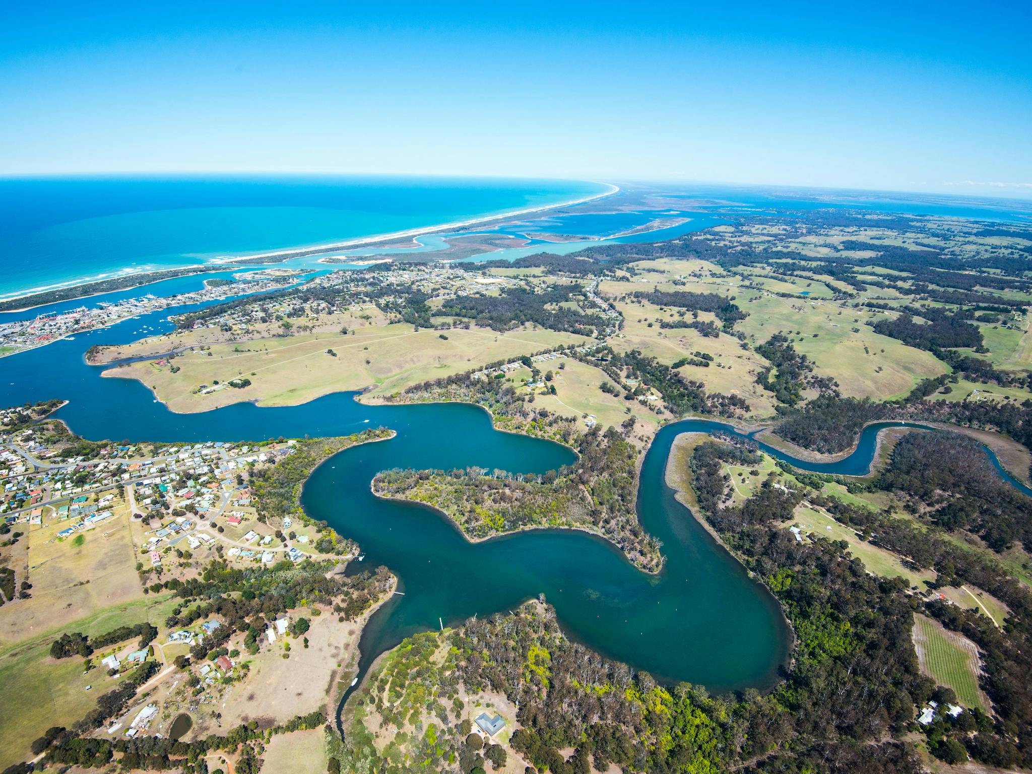 The North Arm and Lakes Entrance Airfield