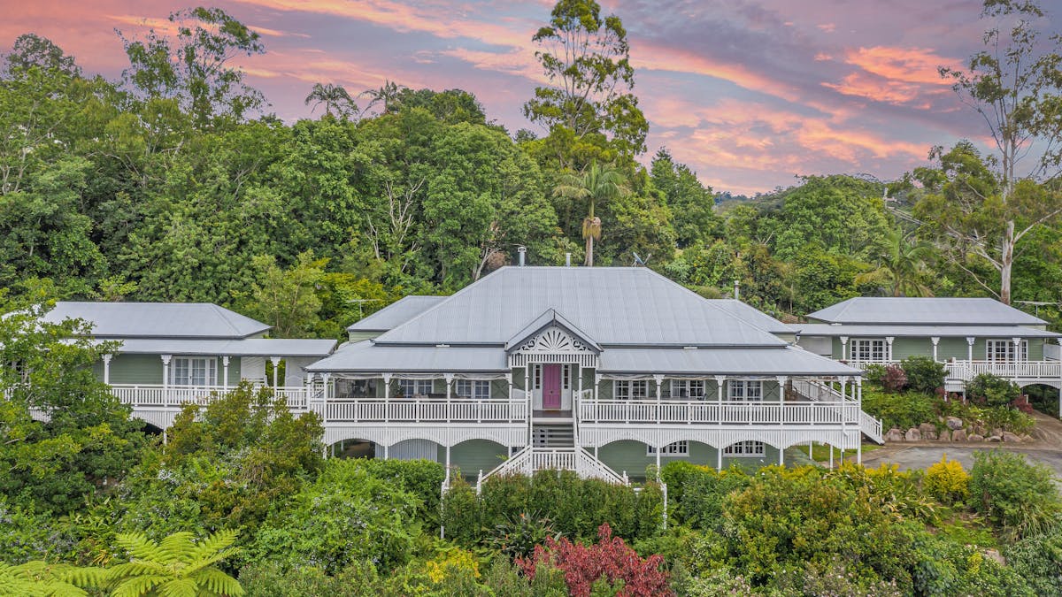Nestled in the beautiful rainforests of Mount Glorious Nestled in the beautiful rainforests of Mount Glorious