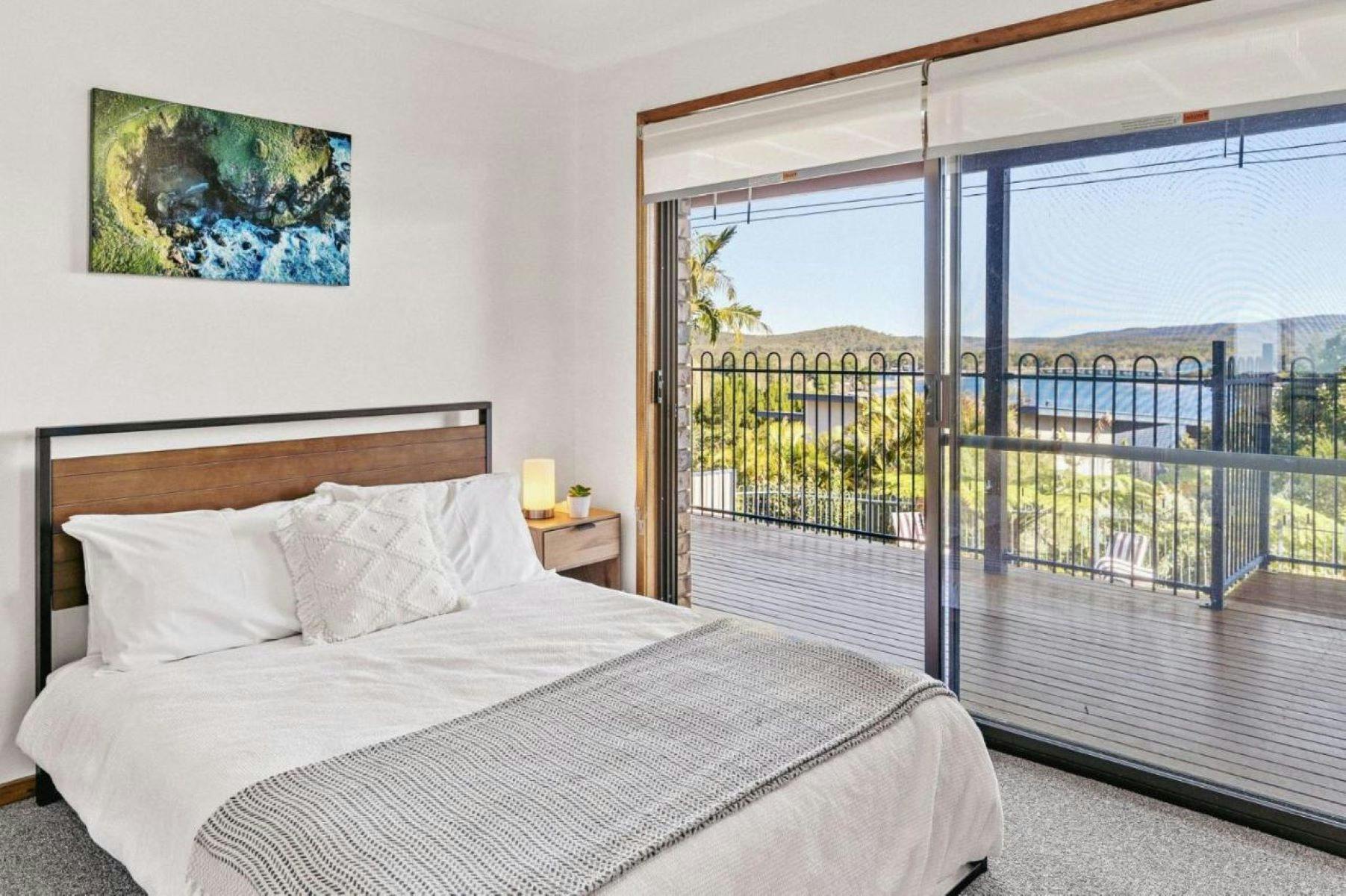 17 Pacific Cresent Evans 헤드 침실