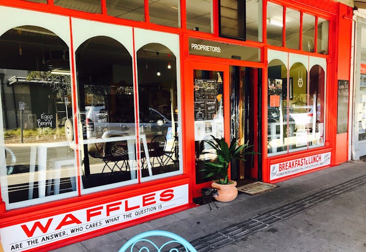 Wafflin on Cafe