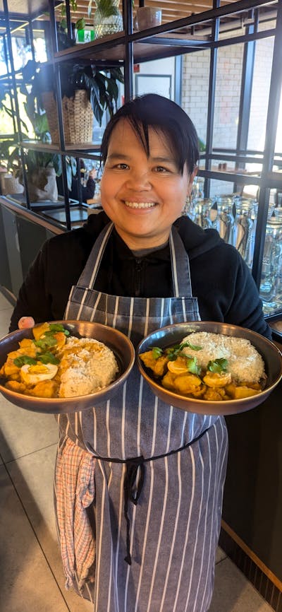 Curry food special chef Kyi Kyi mynamar vegetarian