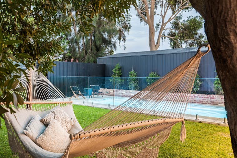 Luxury Inner City Oasis Pool City Beach