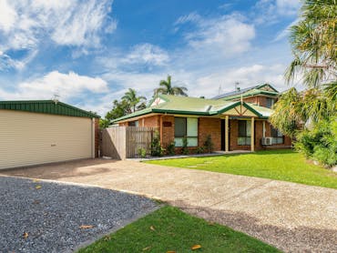 Front View of Property - Garage Not for Guests Parking Front View of Property - Garage Not for Guests Parking