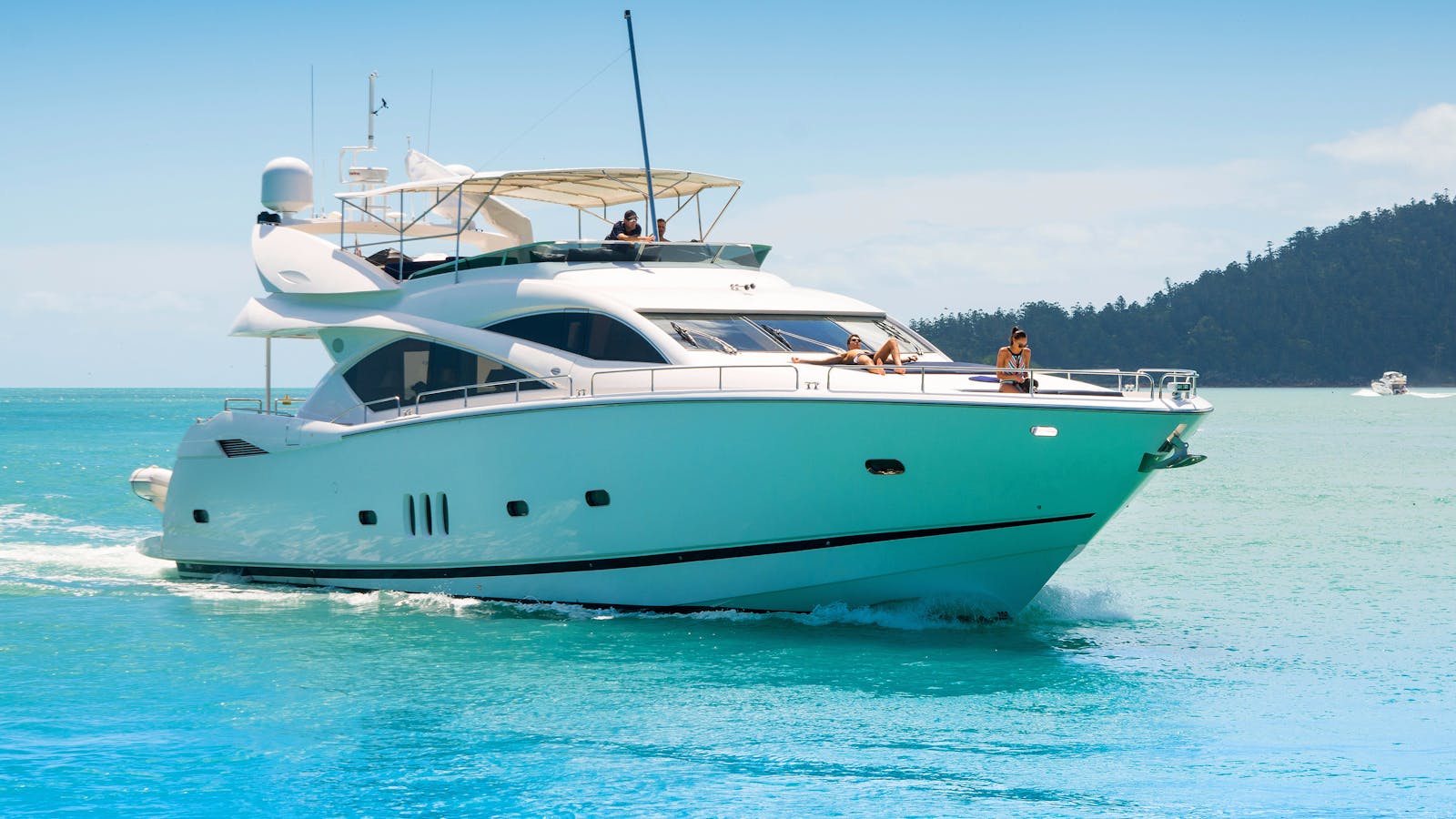 Luxury Yachts Whitsundays