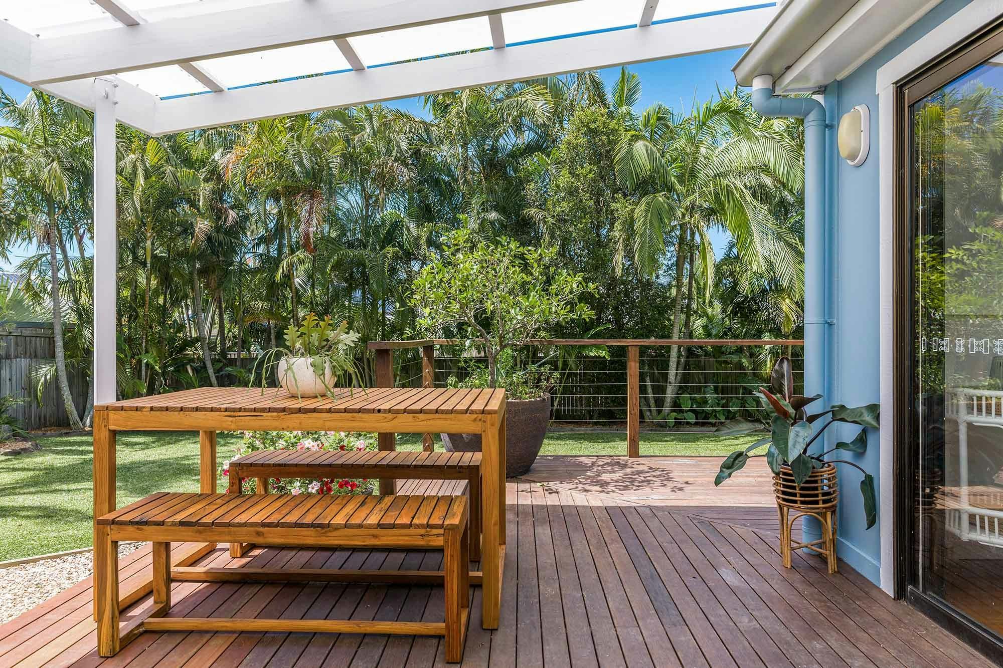 San Juan Surfers Cottage - Byron Bay - Outdoor Dining Area