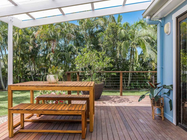 San Juan Surfers Cottage - Byron Bay - Outdoor Dining Area