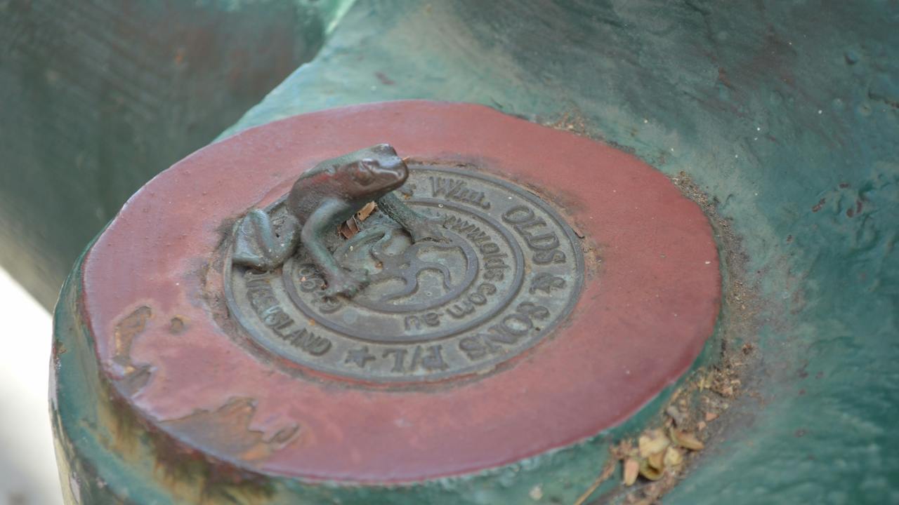 Ellena St sculpture