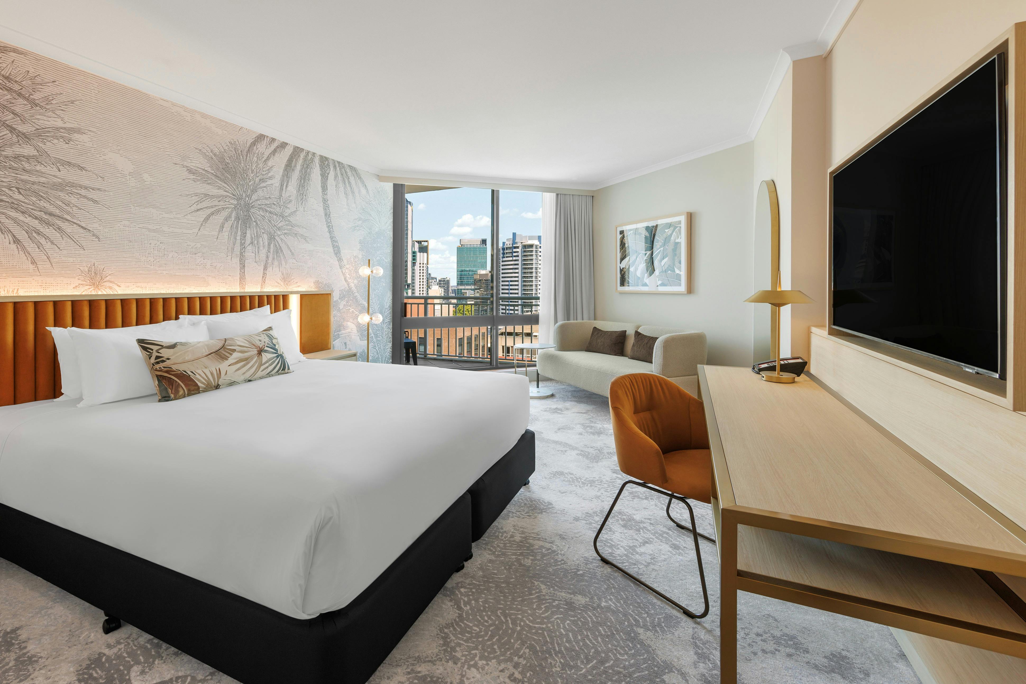 Premier King with Balcony