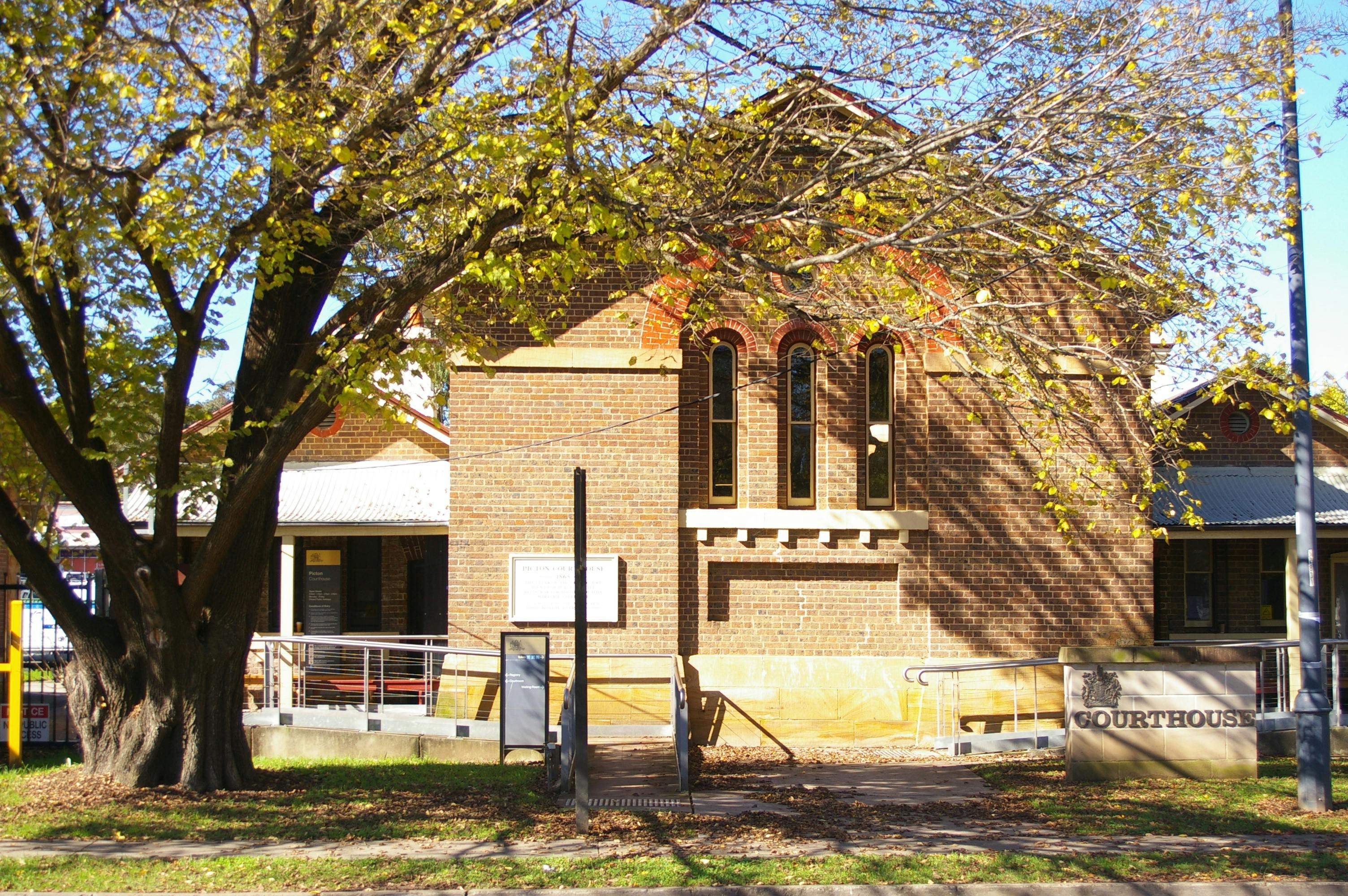 ピクトン裁判所