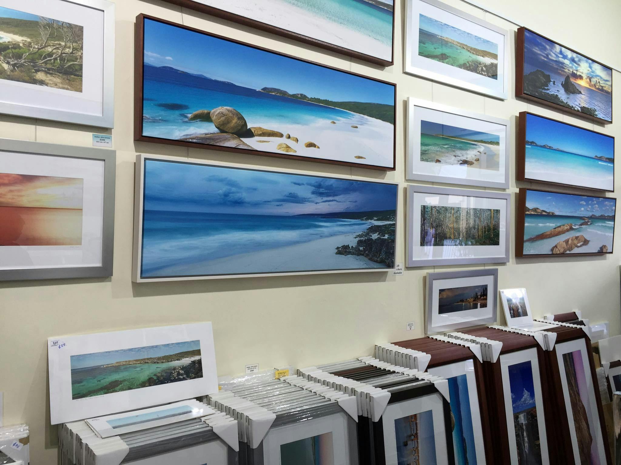 Wild Earth Images by Richard Smyth