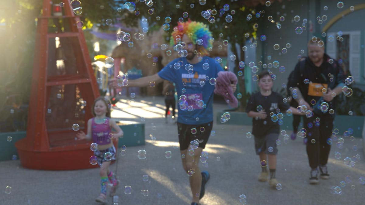 family fun run with bubbles